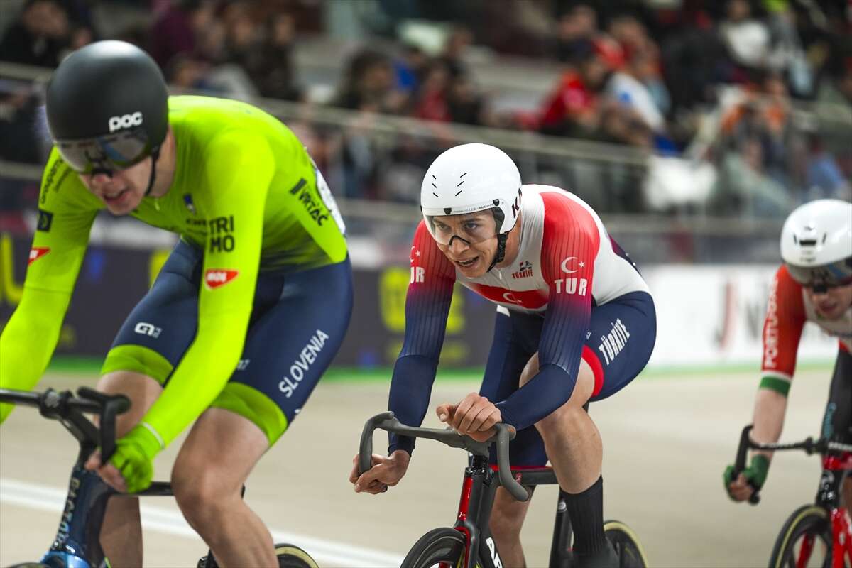 Konya Olimpik Veledromu’nda üçüncü gün yarışları başladı 5